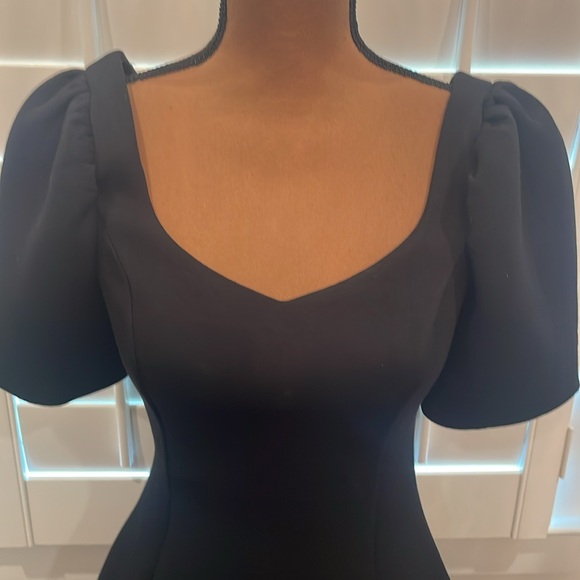 ENGLISH FACTORY DRESS - Picture 2 of 6